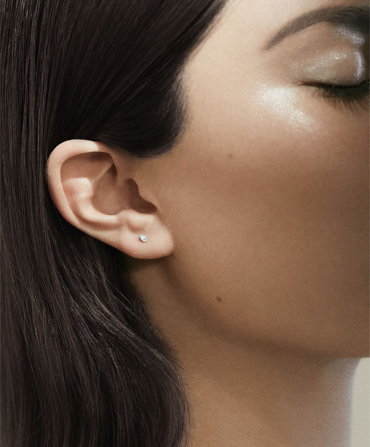Pear Diamond Earring - Image 4